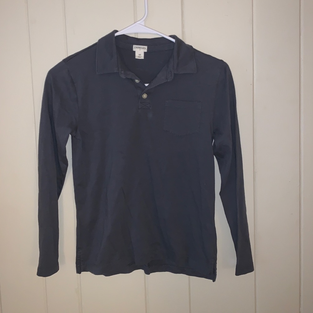 Dark grey t shirt